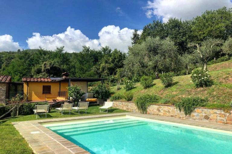 Fully equipped beautiful villa with patio, pool & barbecue | Pets allowed — photo 4