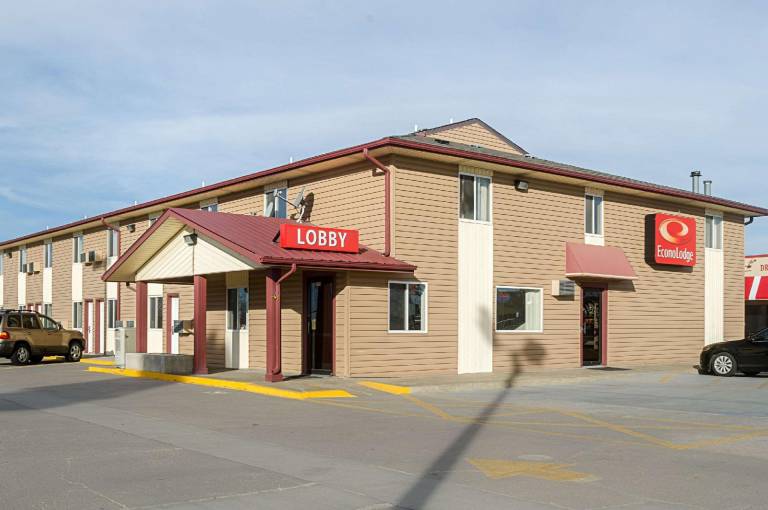 Econo Lodge Hays I-70 in Hays, KS