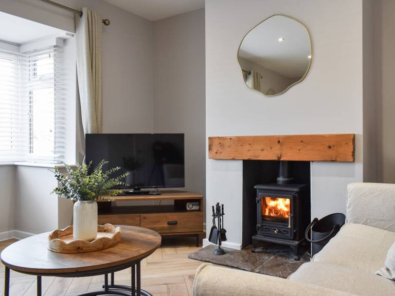 Child-friendly cottage with jacuzzi | River view | Pets are welcome — photo 2