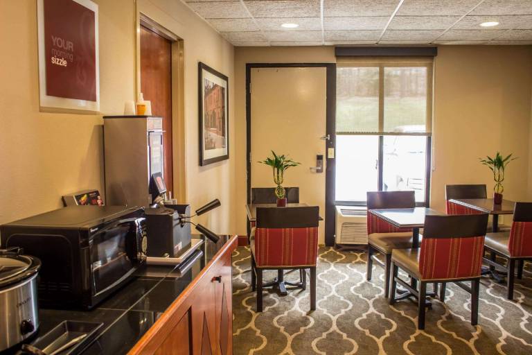 Clarion Pointe Durham Research Triangle Park — photo 4