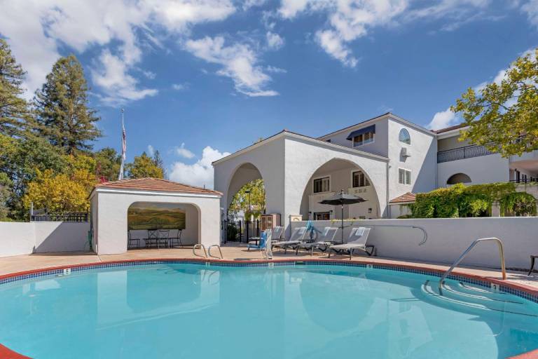 Dry Creek Inn MOD Collection by Sonesta in Healdsburg, CA