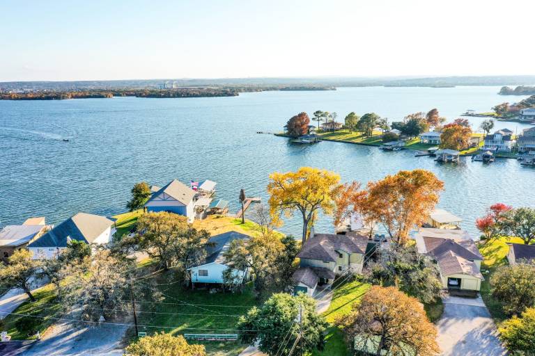 Waterfront Home Fenced Yard Wet Slip Pet Friendly — photo 2