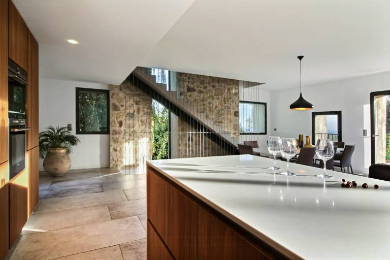 Fabulous restored farmhouse with pool near Vence — photo 4