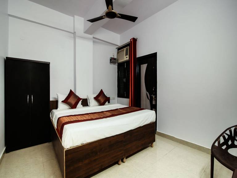 Hotel O Pluto Residency