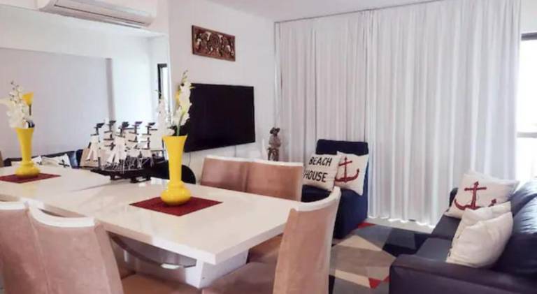 Apartment with pool — photo 5