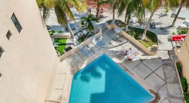 Apartment with pool | Pet-friendly — photo 5