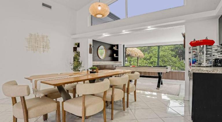 Nice vacation home with pool | Pets allowed — photo 3