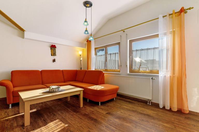 Apartment 'Ferienwohnung Birne' with Shared Garden, Balcony and Wi-Fi — photo 3