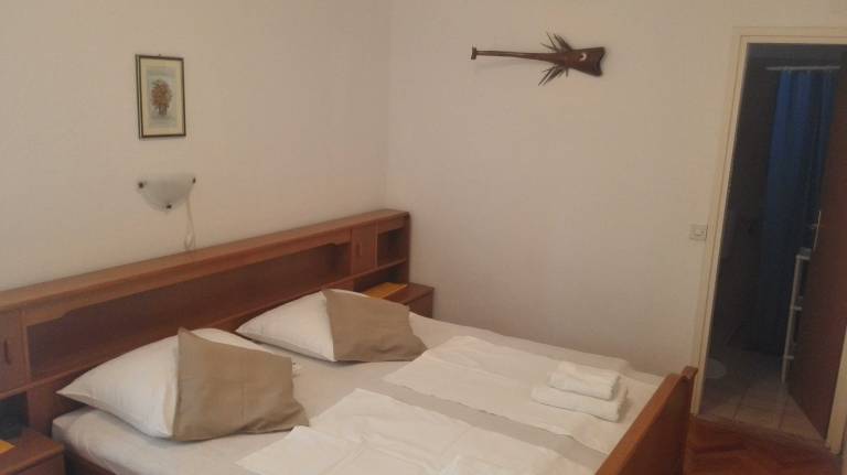 Villa Mery - Bedroom with Balcony and Sea View - 6 in Rab