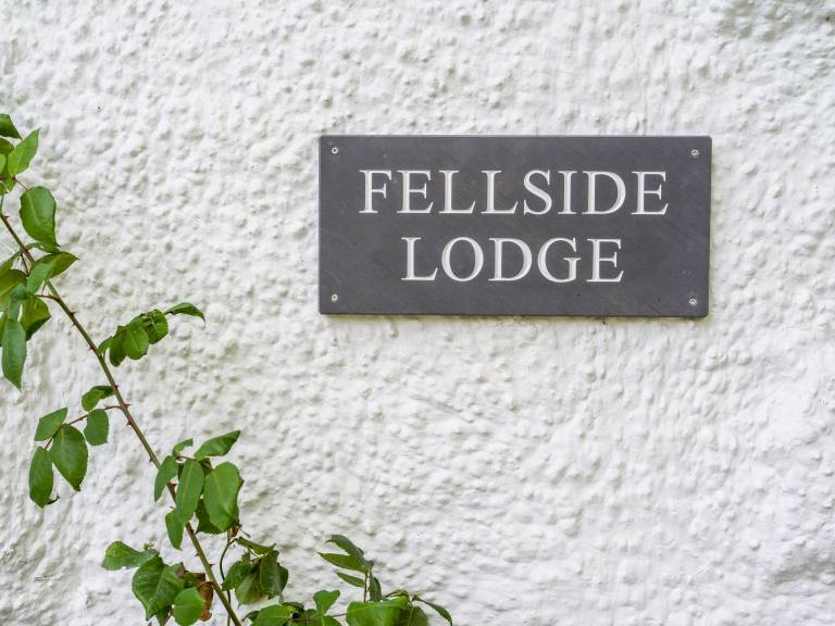 Family-friendly pleasant cottage with hot tub, grill & garden | Pet-friendly — photo 3