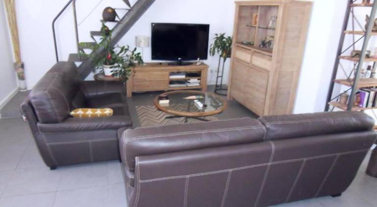 SETE BELLE MAISON DE VILLE 121 m2 A 2 mn DE LA PLAGE AVEC JACUZZI — photo 2