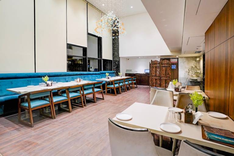 Palette Magarpatta City Formerly Emerald Guestimony