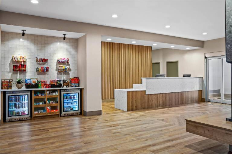 Ramada by Wyndham Drumheller Hotel & Suites — photo 4