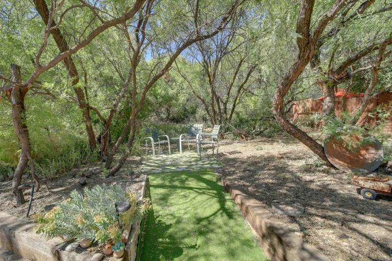 Old Town Cottonwood Cottage w/ Yard, Pets Welcome — photo 2