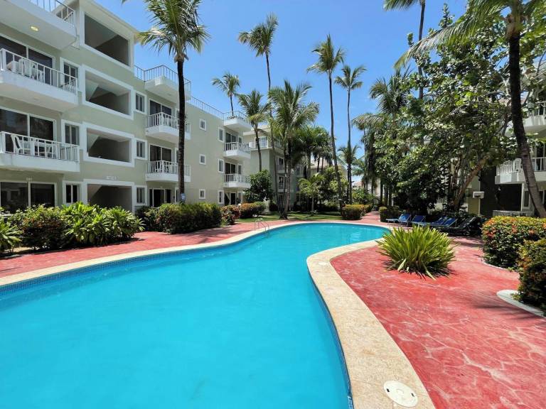PUNTA CANA Paradise Studios BEACH POOL — photo 5