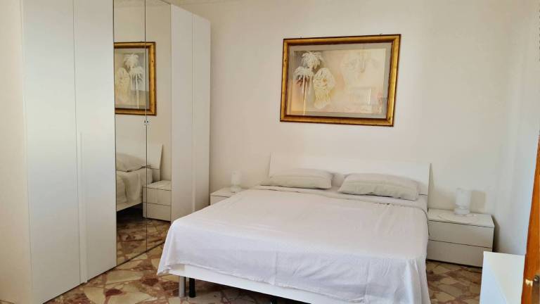 Holiday apartment with garden & barbeque | Garden view — photo 3