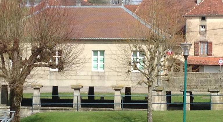 Wonderful house with jacuzzi | Pets are welcome in Vesoul