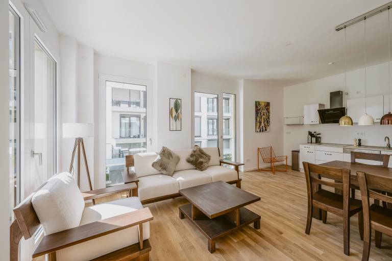 Holiday apartment with terrace | City view — photo 5