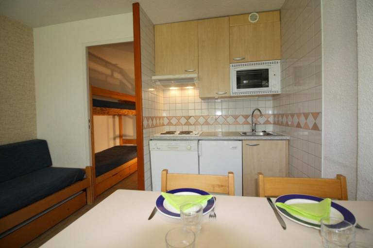 20m from resort center, 4th floor, balcony, tv, ski locker, 24m², Tignes — photo 2