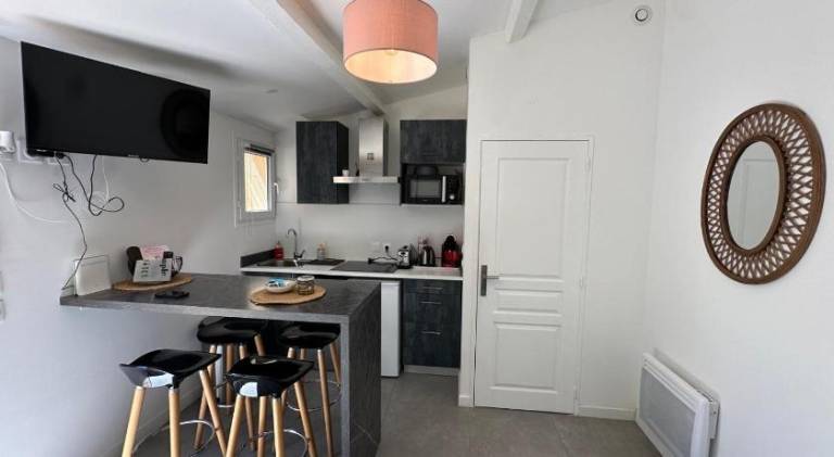 House with terrace, private pool & grill | Pets are welcome — photo 4