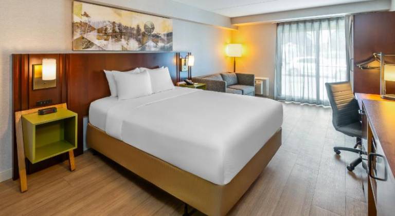 Comfort Inn — photo 3