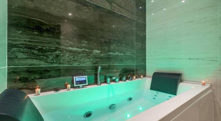 Residence Montaigne - Luxurious - 350m Palais - LRA Cannes — photo 5