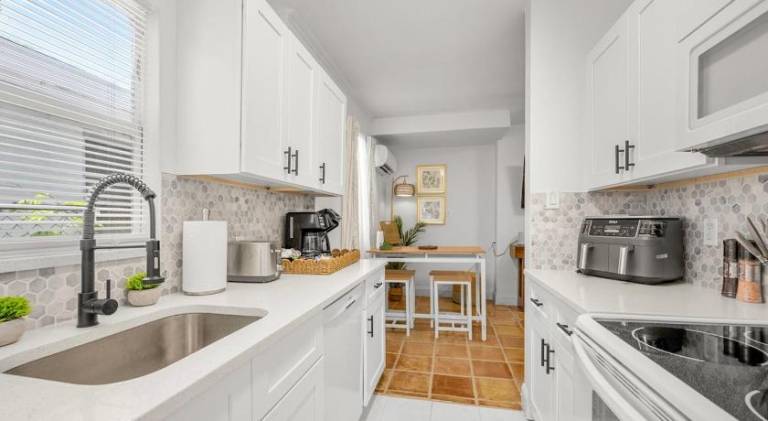 Charming holiday apartment with pool | Pet-friendly — photo 2