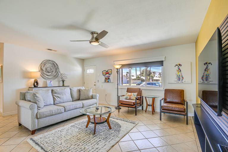 Pet-Friendly Palm Desert Gem w/ Golf Course View — photo 5