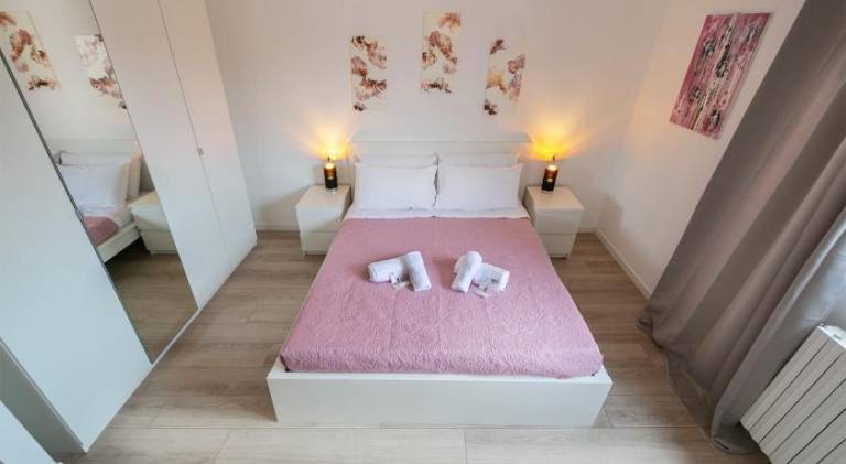 Apartment | Near Fontana del Delfino | Perfect for remote work in Bergamo