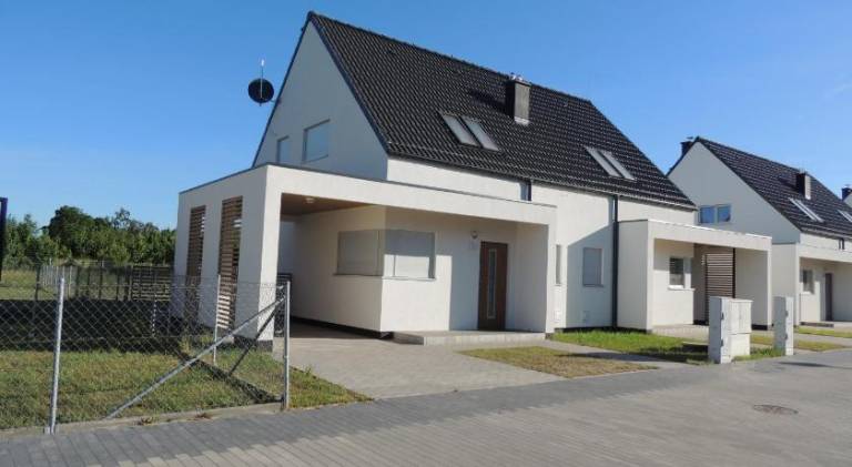 Vacation home with grill, yard & patio in Rewal