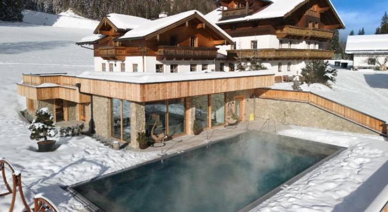 Holiday apartment with sauna, yard & pool | Good for workation | Pets allowed — photo 4