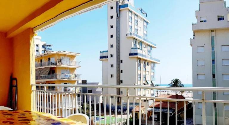 Holiday apartment with terrace | Close to the beach | Pet-friendly — photo 3