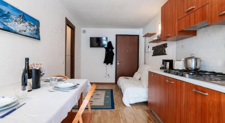 MCX Vacation Rental - Casa Marmore Direct Ski in & Ski out with Exclusive Slope Access, Valtournench — photo 4