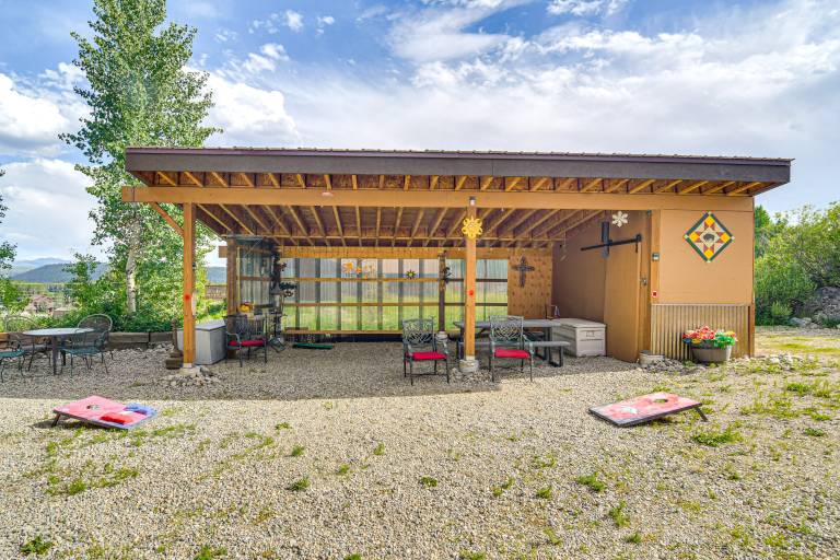Grand Lake House w/ Mountain Views, Deck! — photo 3