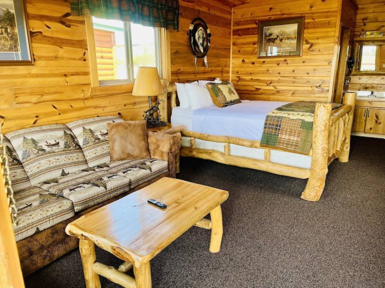 Lodge Wall
