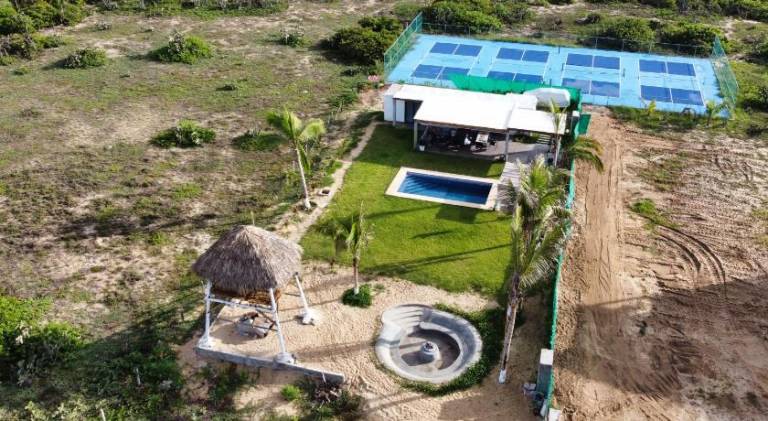 House with pool | Pet-friendly — photo 5