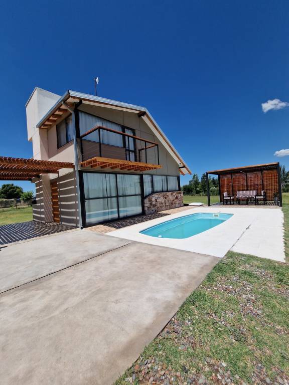 Chalet Veinticinco de Mayo