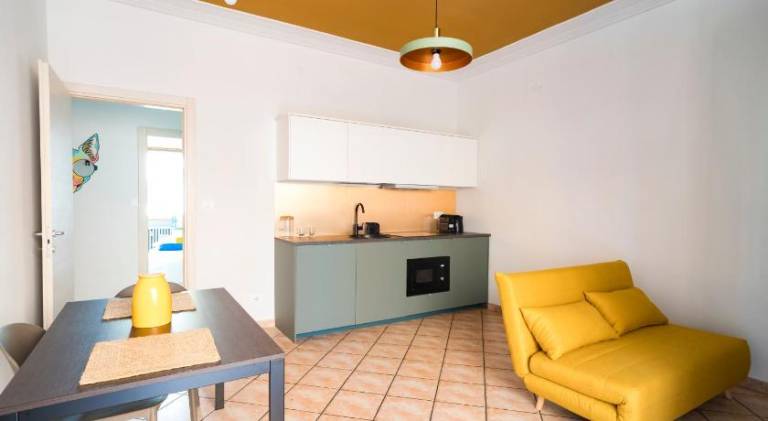 Rental apartment with 2 rooms for 4 persons — photo 2