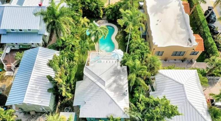 House with pool | Pet-friendly — photo 4