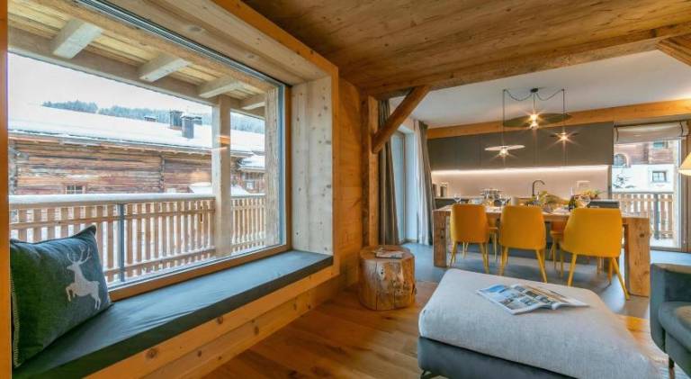 Charming holiday apartment with sauna, yard & patio | Ski nearby | Pet-friendly in Livigno