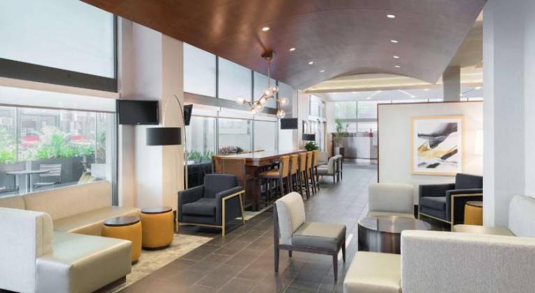 Hampton Inn Philadelphia Center City-Convention Center — photo 2