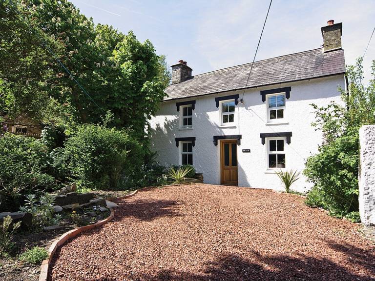 House Llangrannog
