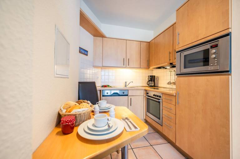 Strandnähe-2 Raum-Apartment mit Balkon-Zentrum von Binz-Villa Hildegard-App.5 — photo 3