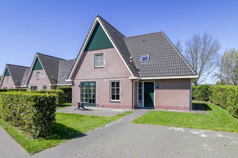 Villa Makkum