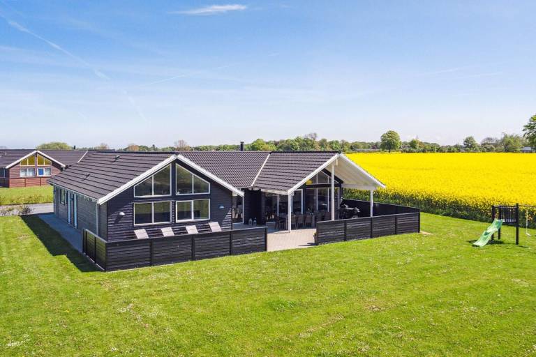 House with barbeque, sauna & patio in Bogense