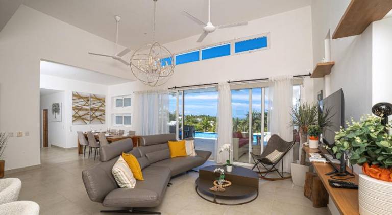 Villa with terrace, pool & barbeque | Pets allowed — photo 4