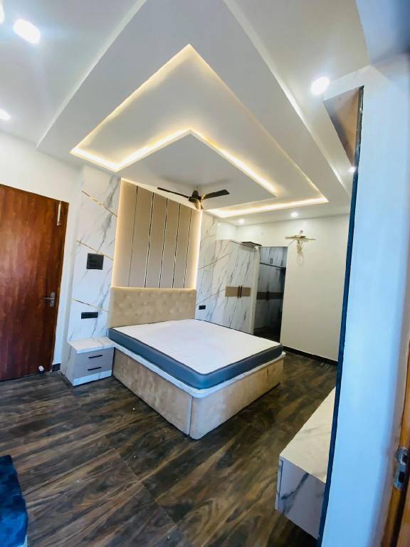 Bungalow with terrace in Prayagraj