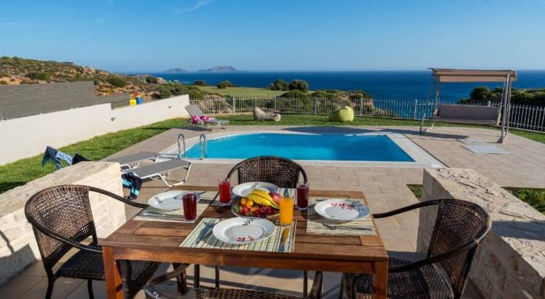 Pleasant villa with patio, grill & pool | Beach nearby | Pets are welcome in Rethymno