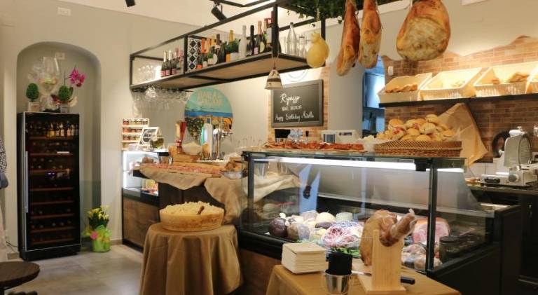 Suites Dimora Garibaldi — photo 4