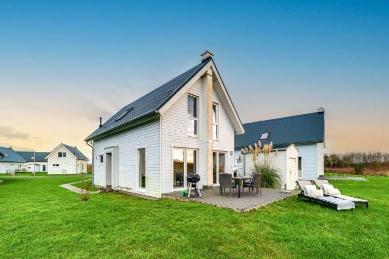 "Kleine Perle" gemütliches Holzferienhaus in Strandnähe im Ostseeresort Olpenitz in Flensburg